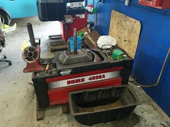 Coats 4050 a tire changer