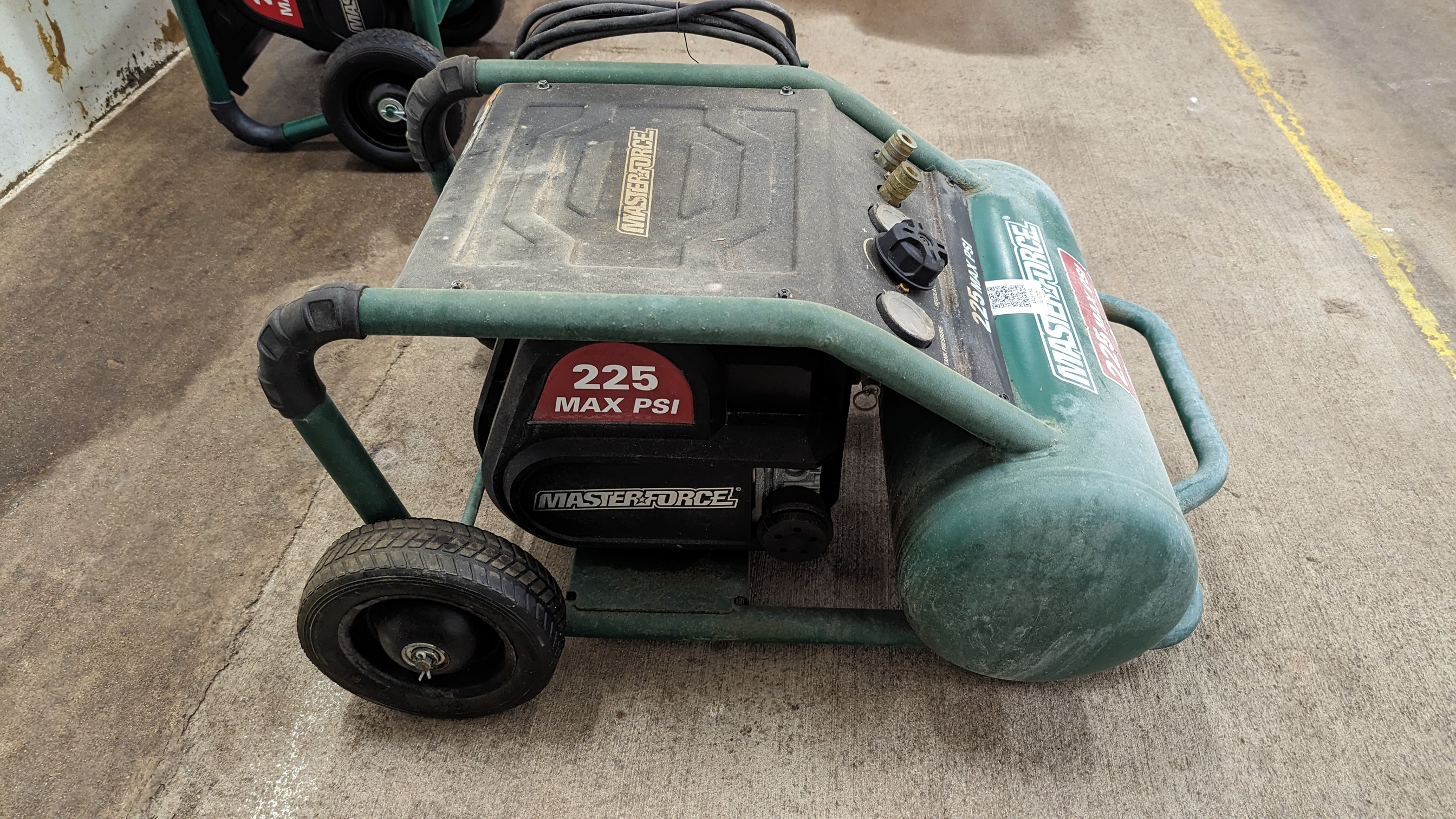 2022 MASTERFORCE 2701502 5 GALLON AIR COMPRESSOR
