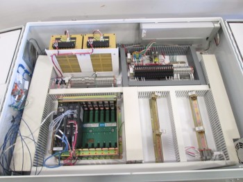 ALLEN BRADLEY PLC CABINET WITH 1785-L40E/E PROCESSOR