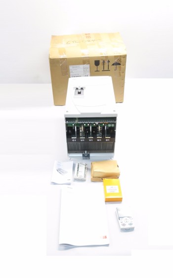 ABB DCS800 200HP 500V DC MOTOR DRIVE