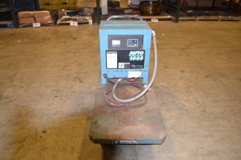 HERTNER YUASA SN-12-550 BATTERY CHARGER