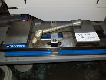 Double locking Kurt Vise