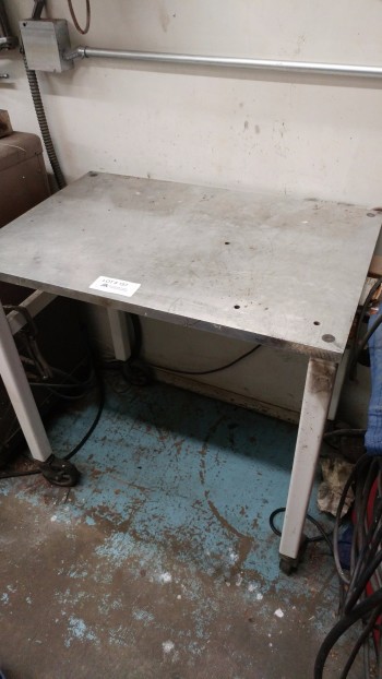 Welding Table with wheels