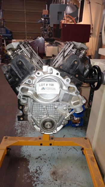 2.6 Liter Jeep V6 Motor. Stand not included.