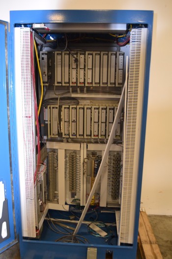 GOULD MODICON 800 SERIES PLC CABINET