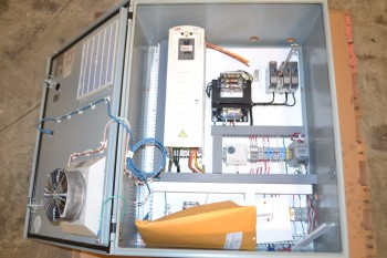 ABB ACH550 AC MOTOR DRIVE 480V 15HP