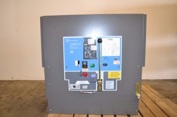 CUTLER-HAMMER DS840 4000A BREAKER