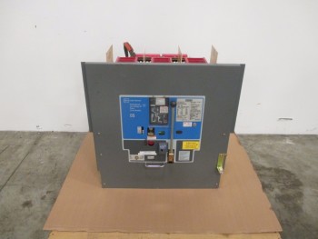 CUTLER-HAMMER DS840 4000A BREAKER