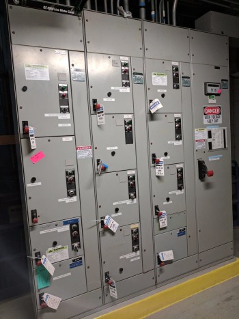 GE 8000 Line Motor Control Center MCC