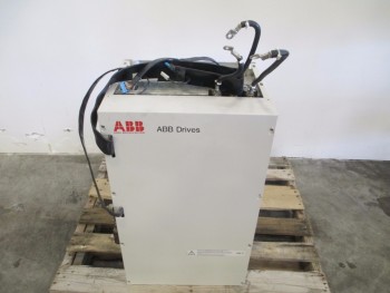 ABB ACS504-071-5 MOTOR DRIVE 500V, 77/102AMP