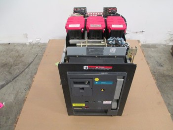 GE LOW VOLTAGE POWER CIRCUIT BREAKER WE2GCAMF1XBBXDX