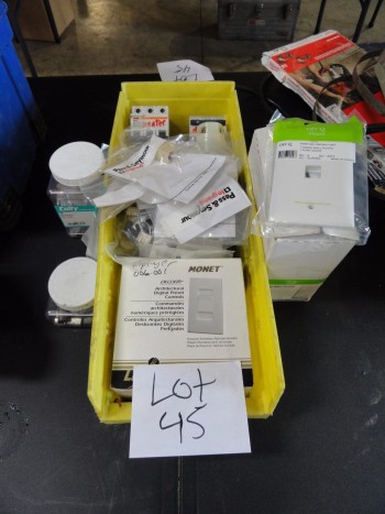 Box of Pass & Seymour Digital Controls Breakers