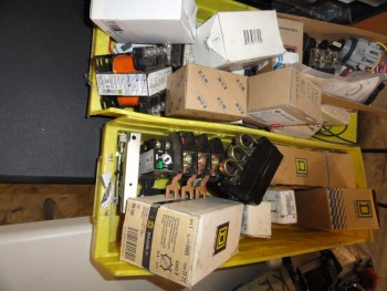 Box Lot: Two boxes control, tranformers, relays
