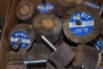 LOT OF ASSORTED ABRASIVES