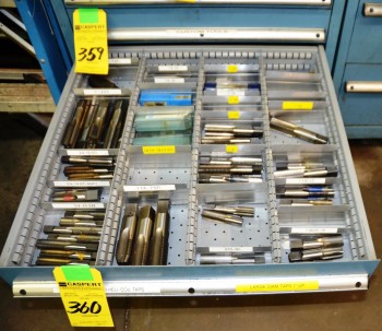 LOT - Assorted Large Taps