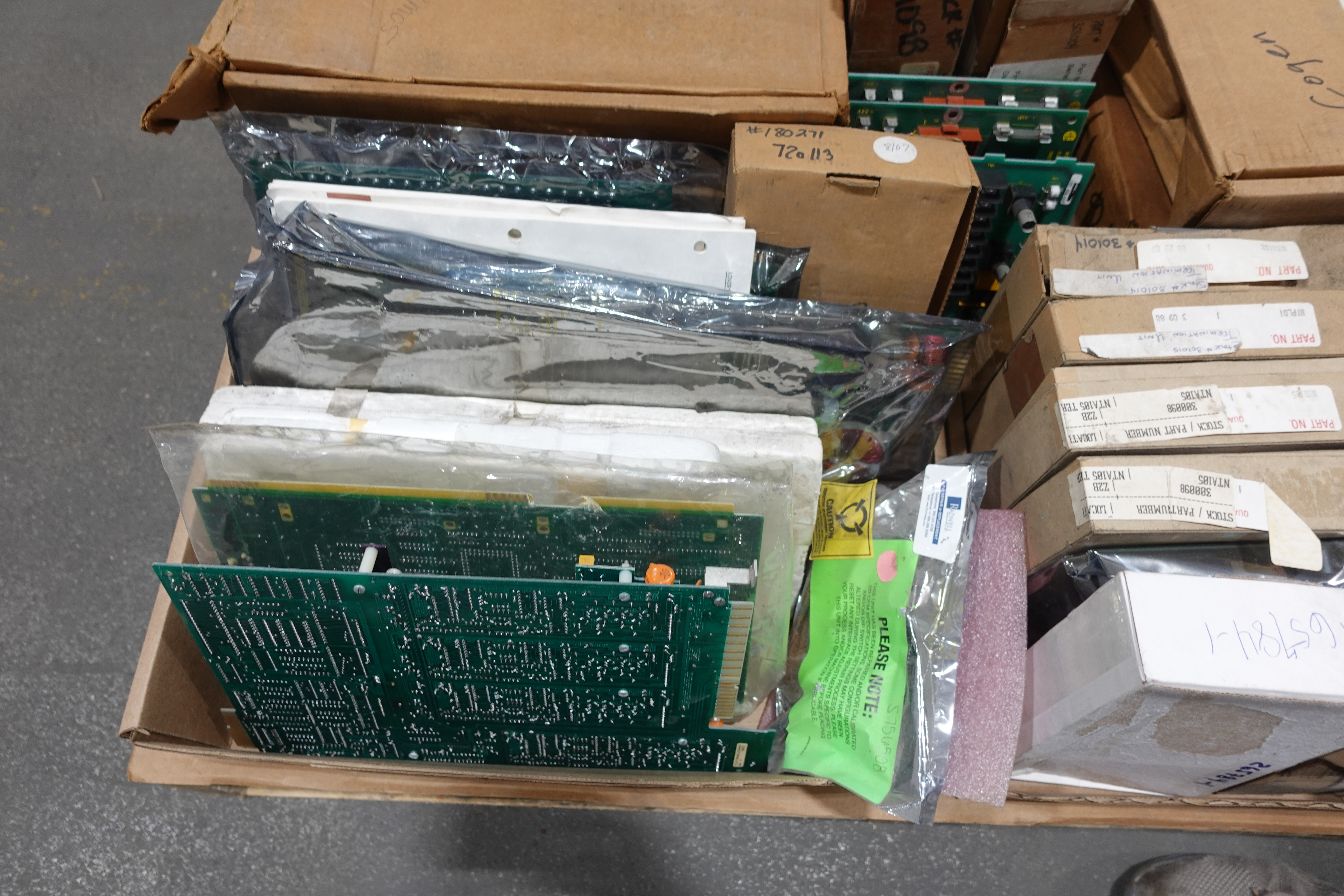 4 PALLETS OF ASSORTED PCB CIRCUIT BOARDS For Sale | Aucto