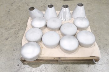 1 PALLET OF ASSORTED PICOR FOOD GRADE PIPE CAPS AND REDUCER FITTINGS, SCH 5S, 304SS