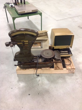 Lot of (5) Misc. Scales, (3) Toledo models, Acc-Weigh model, Detecto model