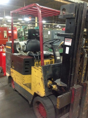10,000 Lbs Allis Chalmers propane fork truck