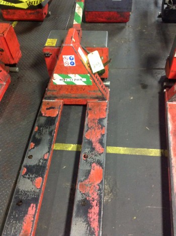 Lot of (8) Electric Thork-Lifts