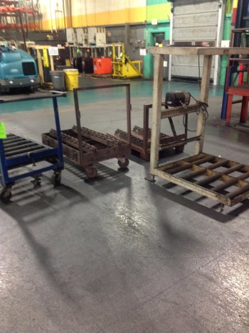 Lot of (4) Battery change Stands