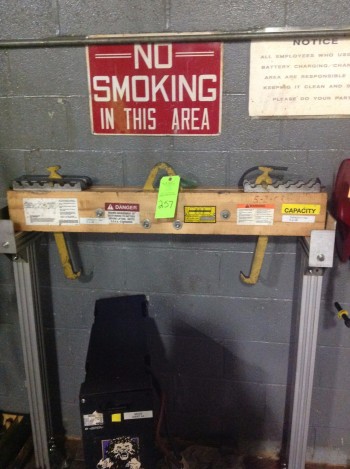 VHS Battery handling Spreader Lift, 6,000lbs cap.