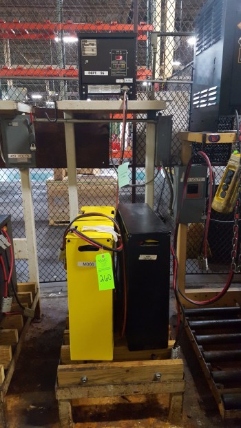 VP-11 24V Battery Charger w/ stand & battery