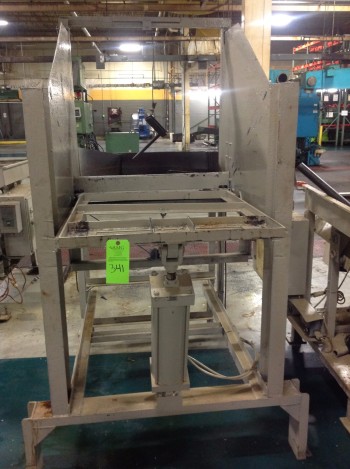 Lot of CNC Campbell Machine Vibratory Hoppers, model DBF-80XBB-3
