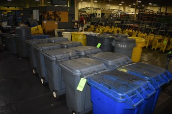 Lot of (11) Plastic Garbage cans
