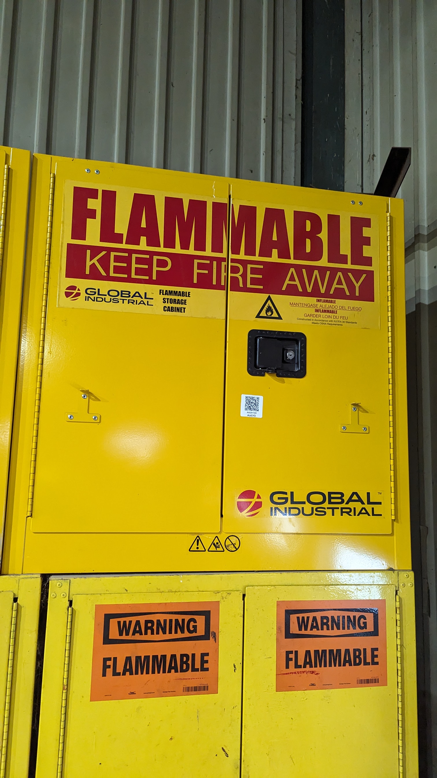 GLOBAL INDUSTRIAL 316093 FLAMABLE