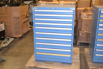LISTA 10 DRAWER TOOL BOX W/ CONTENTS