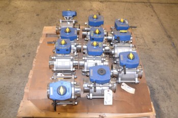 1 PALLET OF QSM TRU-FLO 1000WOG SANITARY 4 IN TRI-CLAMP BALL VALVES