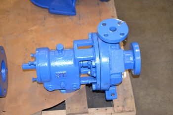 GOULDS 1X1 1/2X6 CENTRIFUGAL PUMP