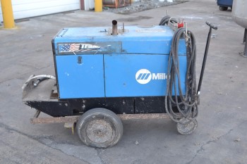 MILLER TRAILBLAZER 302 WELDER, GENERATOR