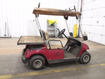 2005 YAMAHA GOLF CART W/ COVER
