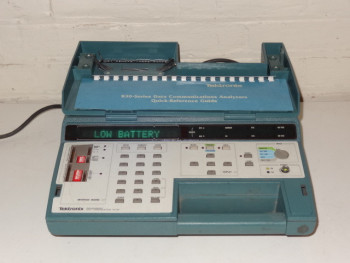 Tektronix 835 Programmable Data Communication Tester