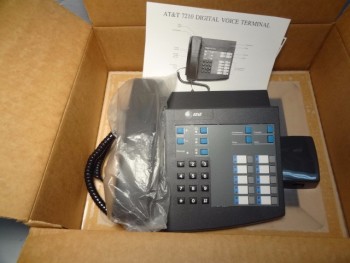 Lot of (20) AT&T - Lucent Business Digital Voice Terminal 7210 - NEW IN BOX