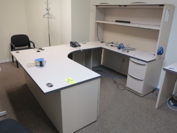 U-SHAPED DESK, 8'X9' W/ SHELF UNIT