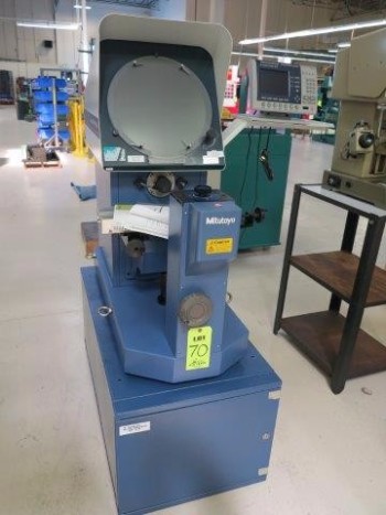 MITUTOYO OPTICAL COMPARATOR MODEL PH-A14, S/N 6J0006