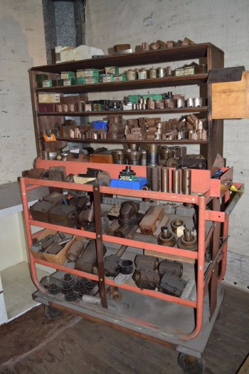 CONTENTS OF ROLLING CART W/ CART