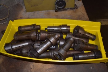 LOT OF COLLETS