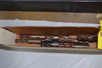 LOT OF ASSORTED END MILLS