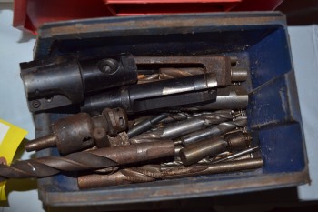 LOT OF ASSORTED DRILL BITS