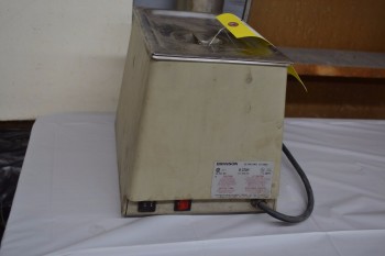 BRANSON B-220H ULTRASONIC CLEANER