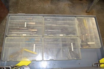 CONTENTS OF SHELVES - CONTENTS ONLY - ASSORTED TOOLING W/O DRAWER