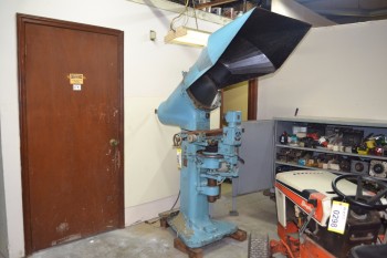 1942 JONES & LAMSON J&L OPTICAL COMPARATOR