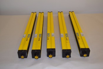 LOT OF 5 ASSORTED SICK SAFETY LIGHT CURTAINS