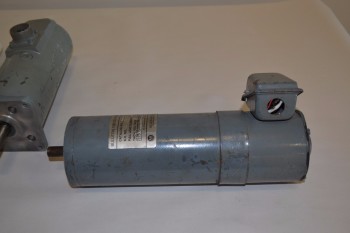 LOT OF 5 ASSORTED SERVO MOTORS