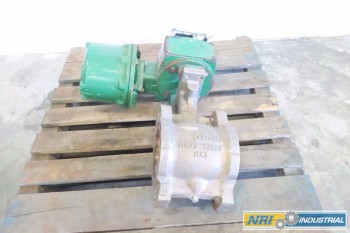 FISHER 6 IN STAINLESS PNEUMATIC WAFER 300 CONTROL VALVE