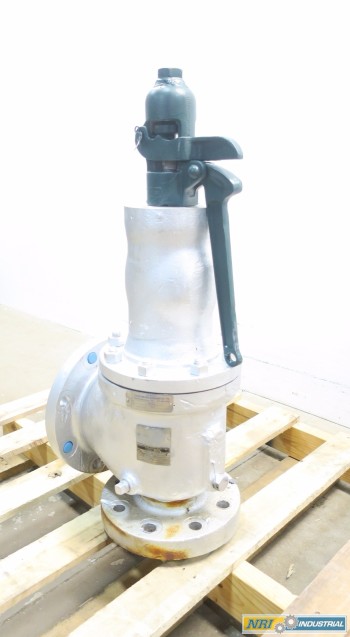 DRESSER CONSOLIDATED STEEL FLANGED RELIEF VALVE